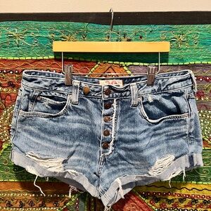 🩳We the Free People Romeo Rolled Up Shorts